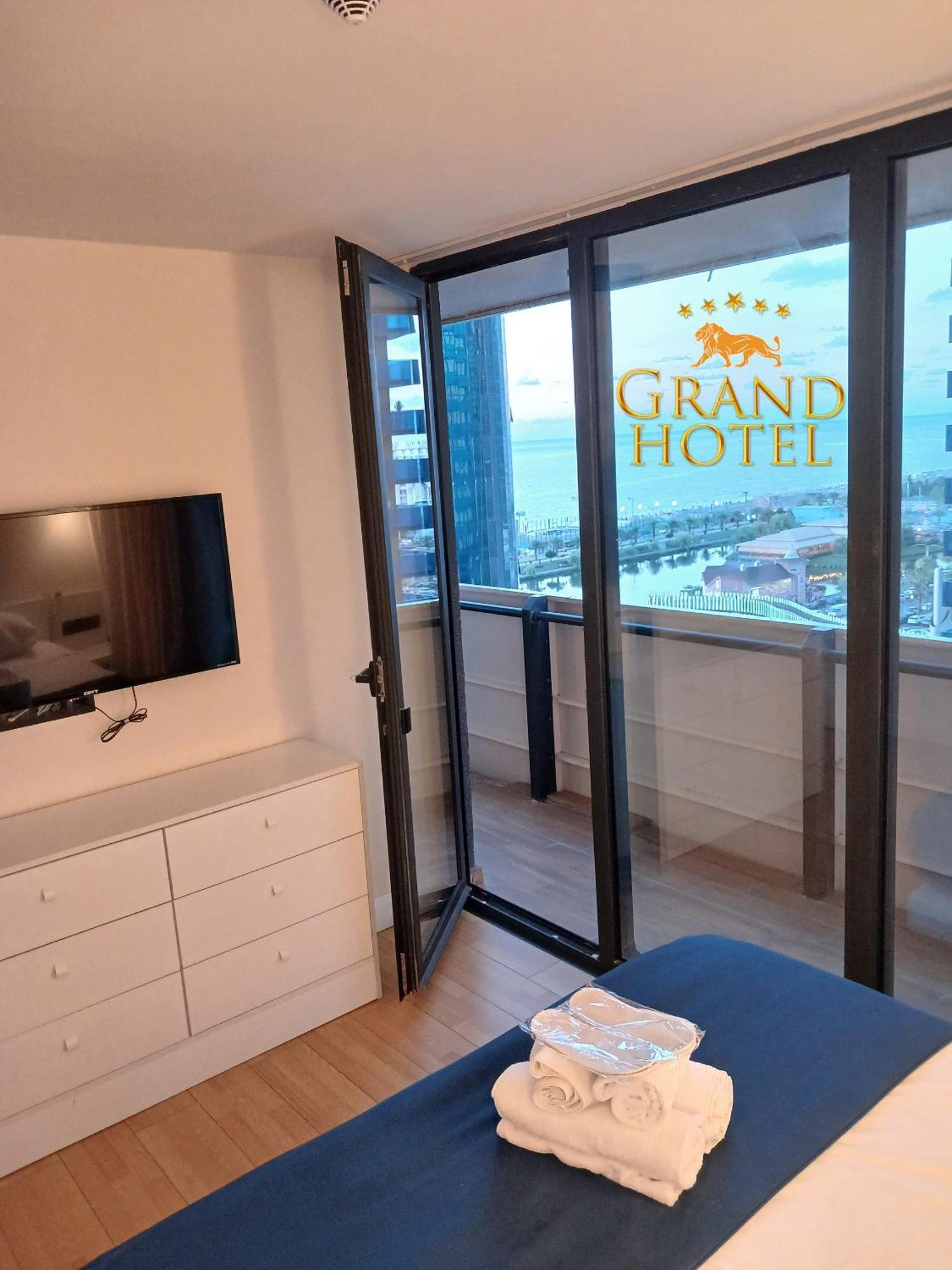 Grand Hotel ☆ Orbi City Batumi Ngoại thất bức ảnh
