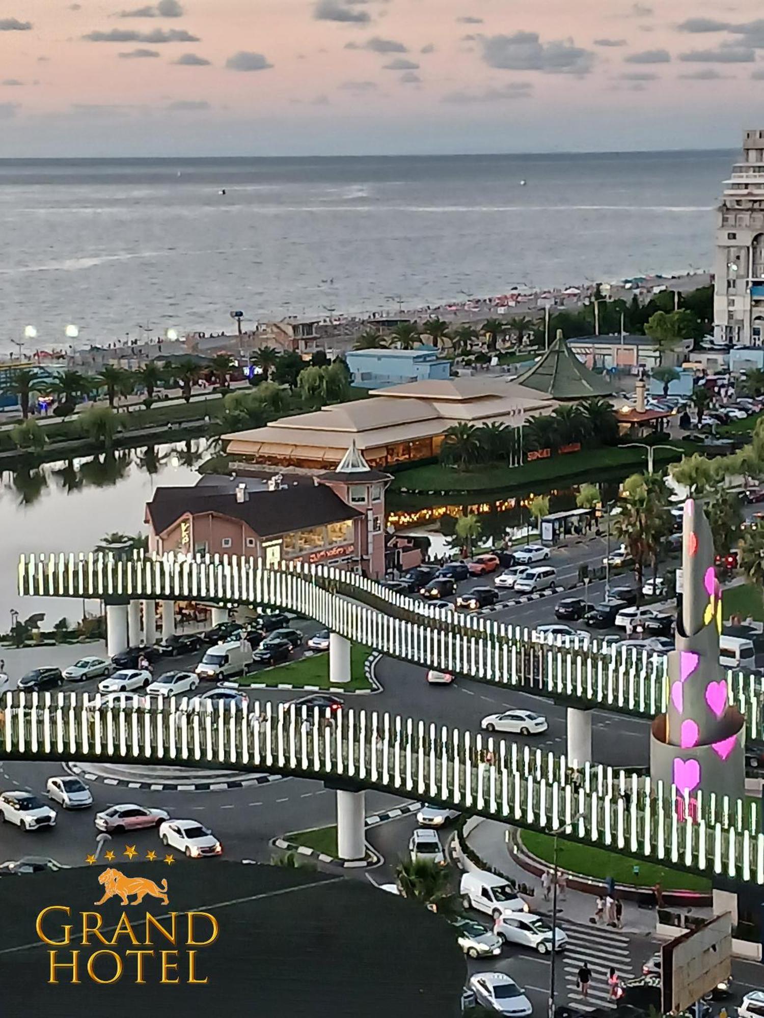 Grand Hotel ☆ Orbi City Batumi Ngoại thất bức ảnh